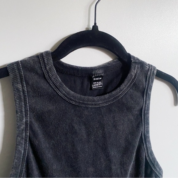 Dark grey top - Picture 4 of 6